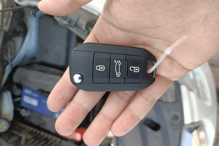 Used Peugeot 2008 2014 1.6L Automatic Fashion Edition