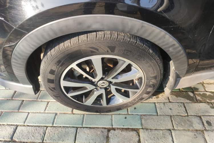 Used Dongfeng Fengon 580 2017 1.5T Manual Luxury Model
