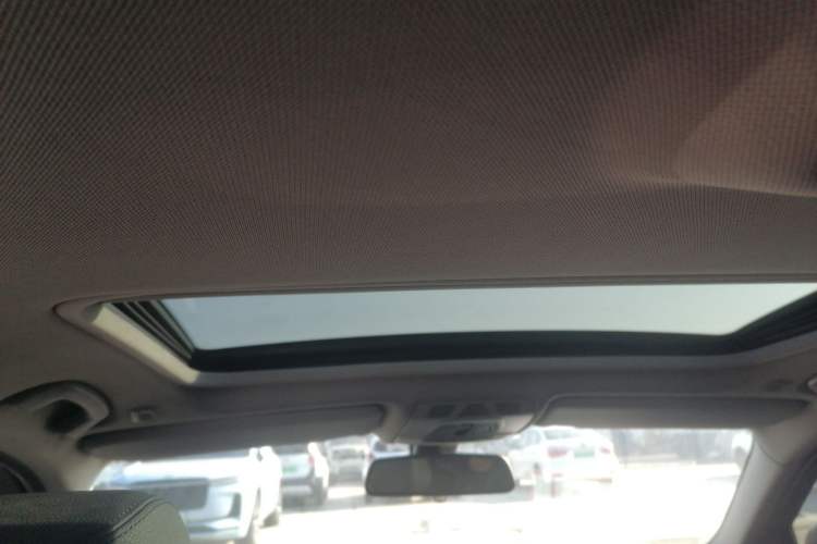 Used BMW 3 Series 2015 320Li Fashion Model