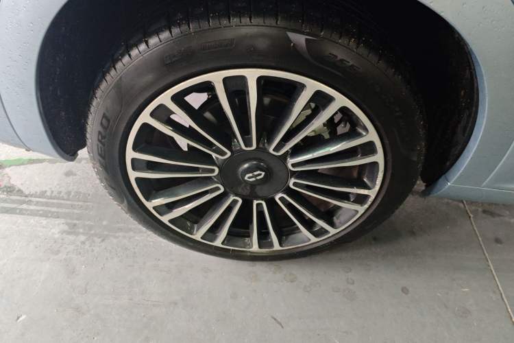 Used Hima AITO M7 2024 1.5T Intelligent Driving 4WD Max Edition 5 Seats
