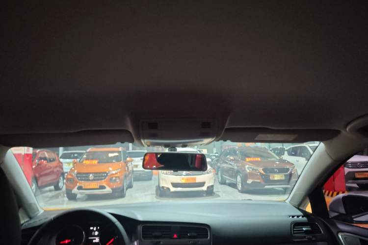 Used Volkswagen Golf 2016 1.6L Automatic Fashion Model