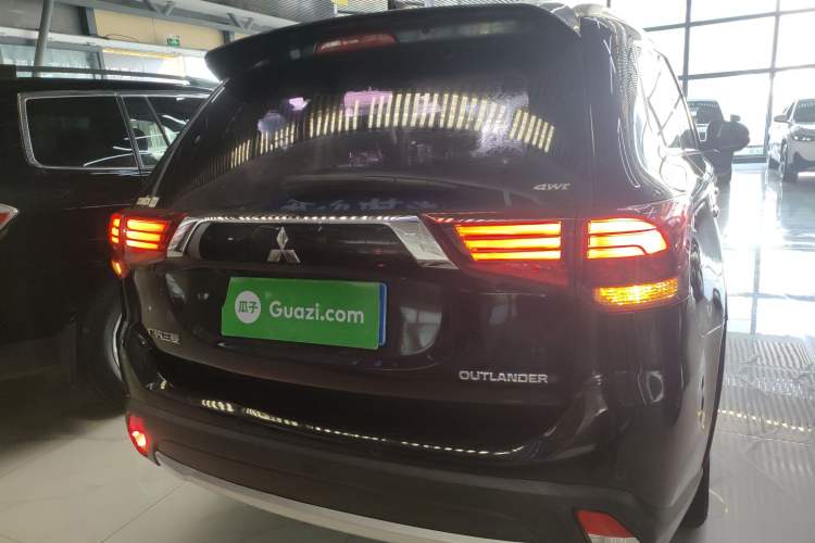 Used Mitsubishi Outlander 2016 2.4L 4x4 Elite Edition 5 Seats