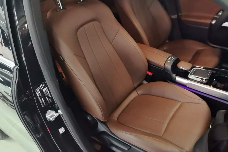 Used Mercedes-Benz GLB 2023 GLB 200 Fashion Model
