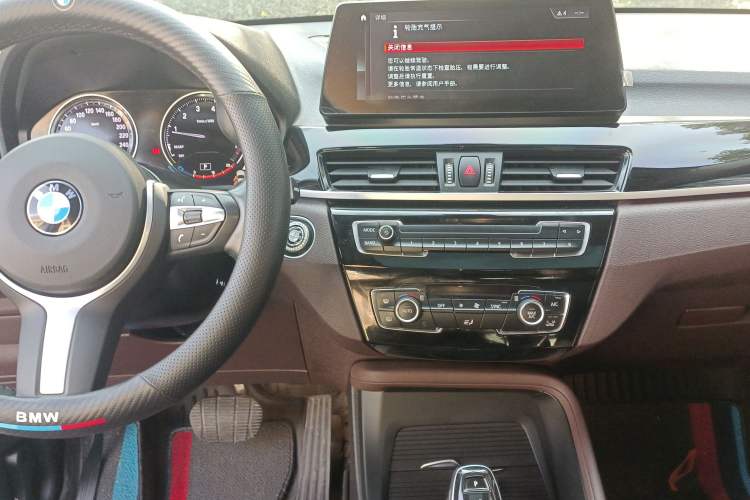 Used BMW X1 2022 sDrive25Li Leading Model
