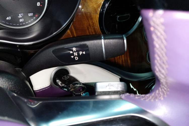 Used Mercedes-Benz V-Class 2020 V 260 L Long-wheelbase Luxury Edition