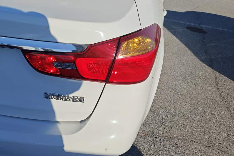 Used Kia K3 2015 1.6L Manual GL
