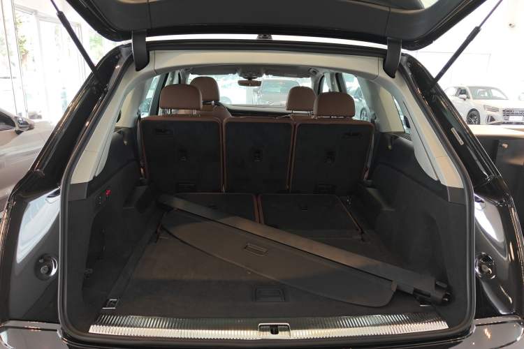 Used Audi Q7 2025 55 TFSI quattro S line Sport Edition
