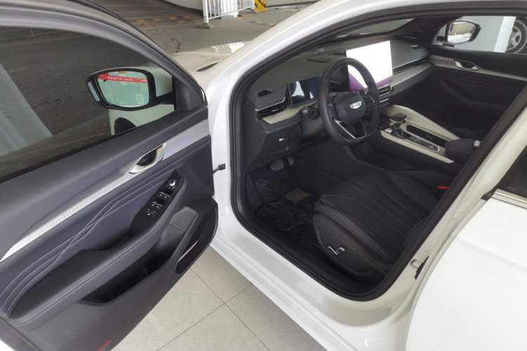 Used Geely Auto Preface 2025 Dongfang Yao 1.5TD Fuyao Edition