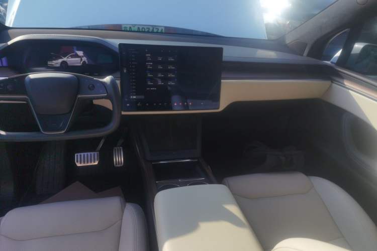 Used Tesla Model X 2023 Dual-Motor All-Wheel-Drive Version