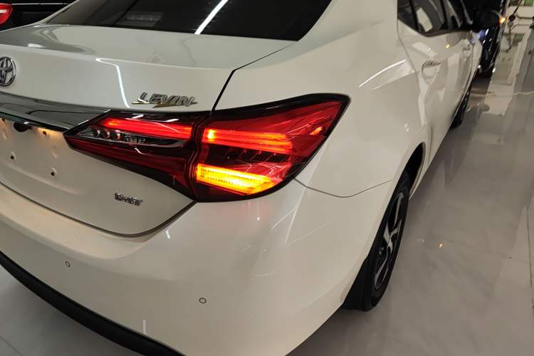 Used Toyota Levin 2017 Revised 185T CVT Elite Edition China V Standard
