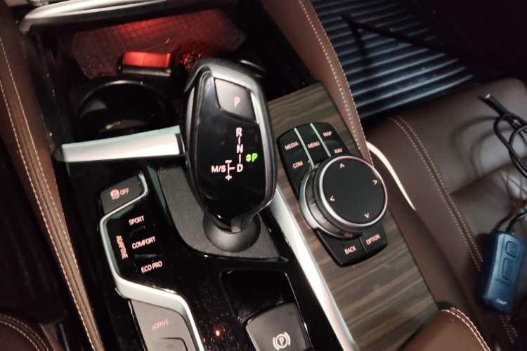 Used BMW 5 Series New Energy 2019 Updated Version 530Le Luxury Package
