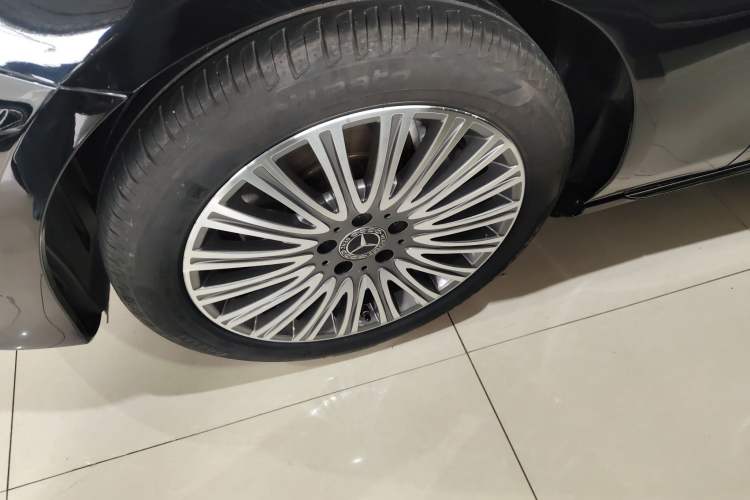 Used Mercedes-Benz E-Class 2020 Restyled E 300 L Exclusive Edition