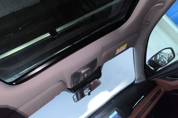 Used Changan CS75 PLUS 2024 3rd Generation Champion Edition 1.5T Intelligent Drive Dynamic Model
