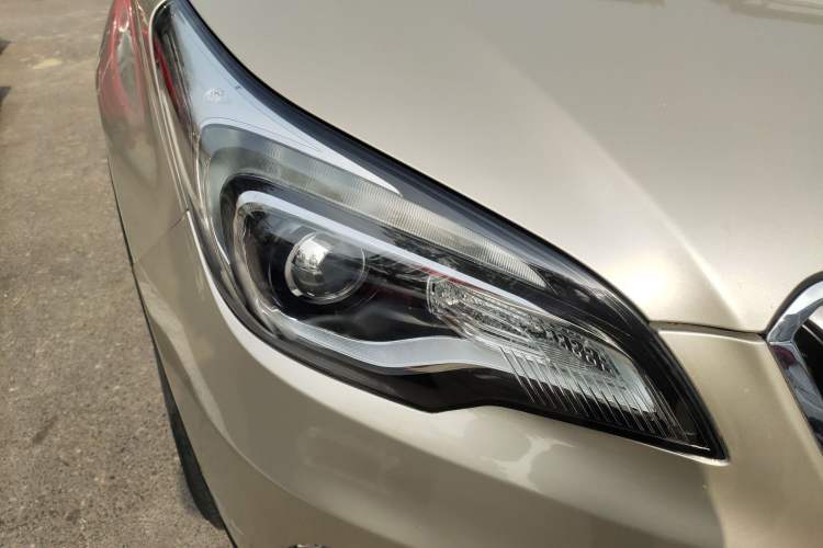 Used Buick Envision 2015 20T Two-Wheel-Drive Leading Model
