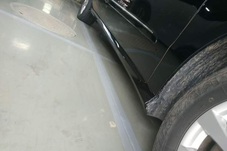 Used Mercedes-Benz R-Class 2014 R 320 4MATIC Business Model