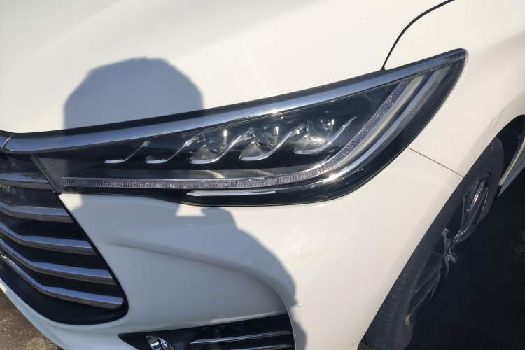 Used BYD Song MAX 2017 1.5T Automatic Smart Connect Elite 7-Seater
