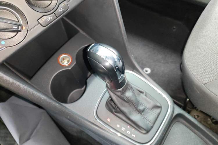 Used Volkswagen Polo 2014 1.6L Automatic Comfort Edition