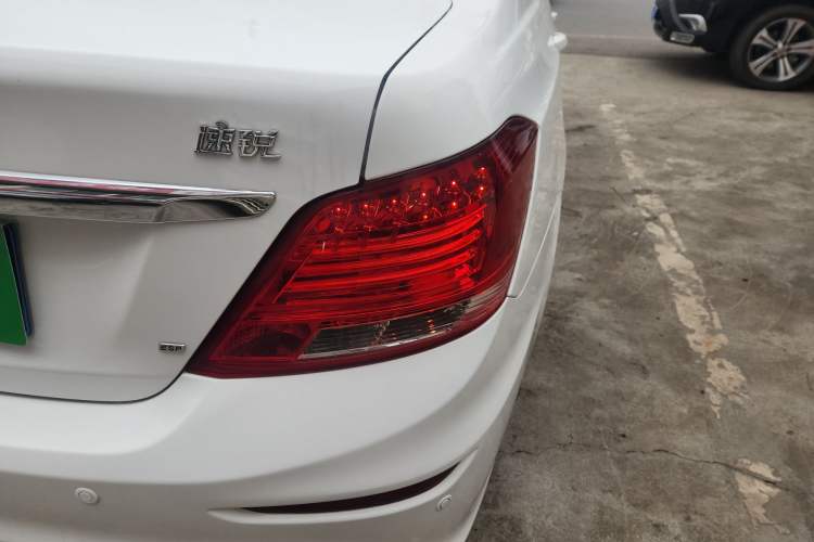 Used BYD Surui 2015 Revised Version 1.5L Manual Luxury Edition