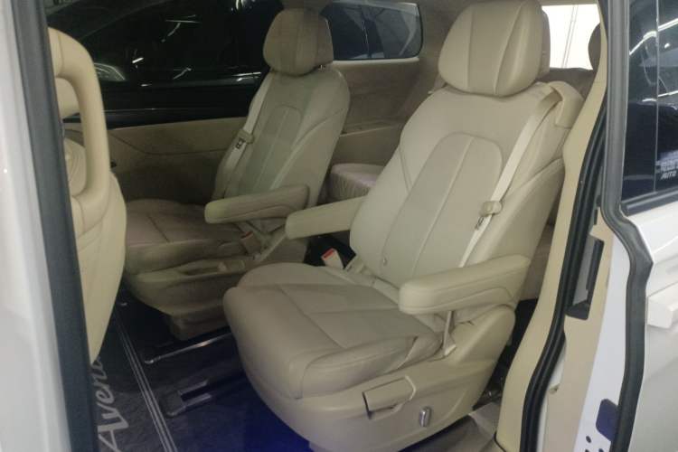 Used Buick GL8 2023 ES Lu Zun Deluxe Model
