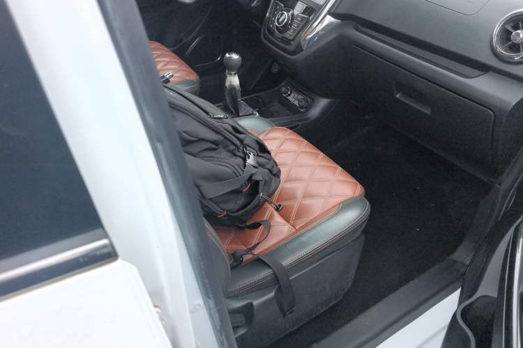 Used SWM X3 2017 1.5T Manual Fashion Model