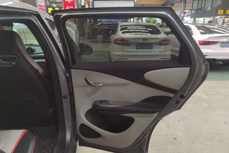 Used BYD Dolphin 2021 405 km Fashion Edition
