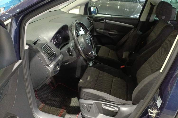 Used Volkswagen Sharan 2014 2.0 TSI Standard Model