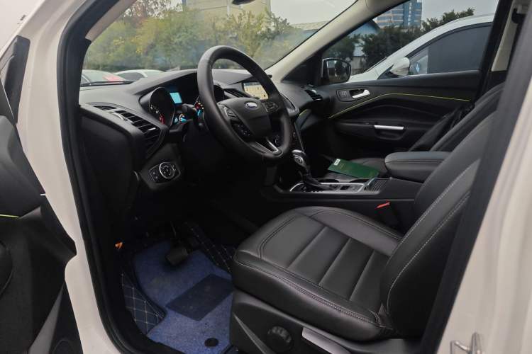 Used Ford Kuga 2019 EcoBoost 180 Two-Wheel-Drive Platinum Edition China VI Standard
