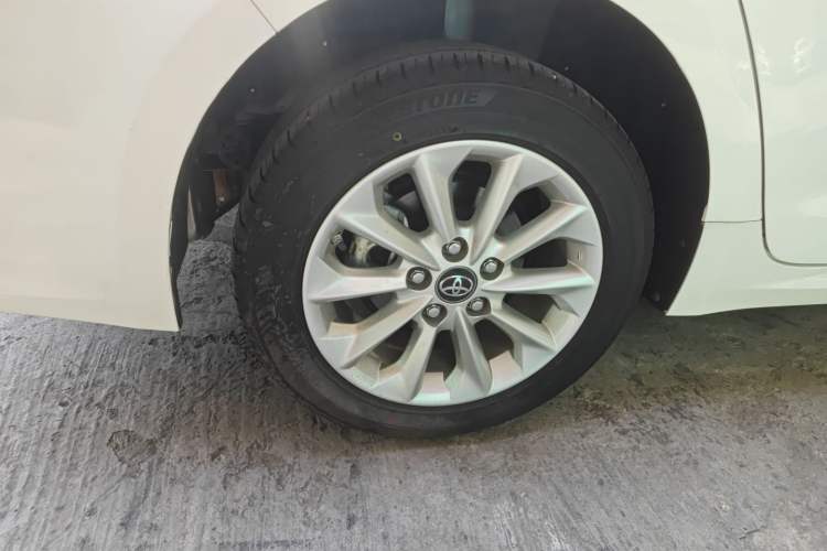 Used Toyota Corolla 2021 Dual-Motor 1.8L E-CVT Elite Edition
