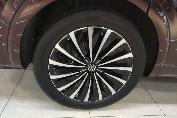 Used Volkswagen Viloran 2023 380TSI Prestige Edition