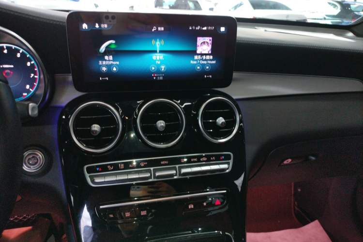 Used Mercedes-Benz GLC Coupe 2021 GLC 260 4MATIC Coupe SUV
