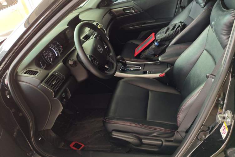 Used Honda Accord 2015 2.0L LX Comfort Edition
