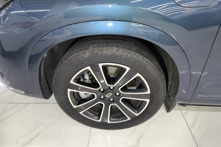 Used Hima AITO M7 2024 1.5T Intelligent Drive 4WD Ultra Version 5 Seats
