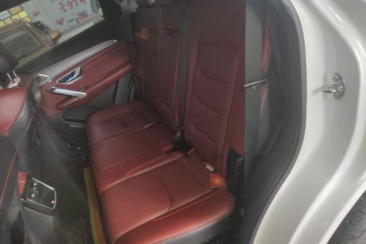 Used JETOUR X70 PLUS 2021 1.6T DCT 7-Seater
