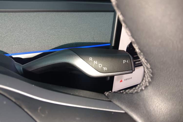 Used Tesla Model Y 2024 Rear-Wheel-Drive Version
