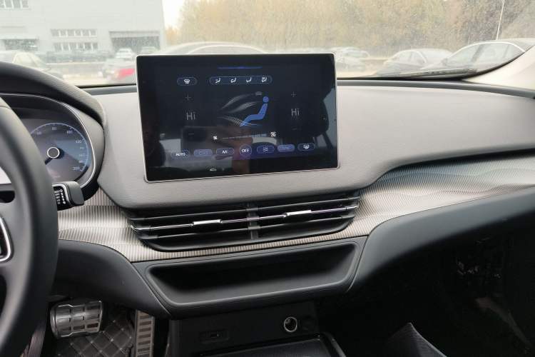 Used Hongqi E-QM5 2023 Revised Version Basic Travel Edition