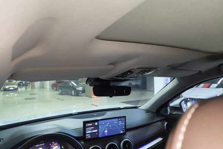 Used Wey VV6 2020 2.0T Two-Wheel Drive Smart Protection+
