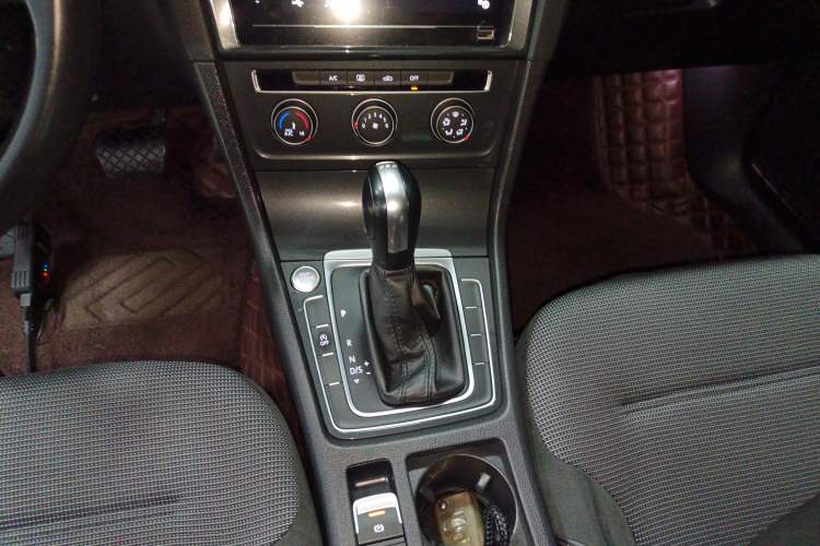 Used Volkswagen Golf 2020 Zhiai Edition 280TSI DSG Comfort Model