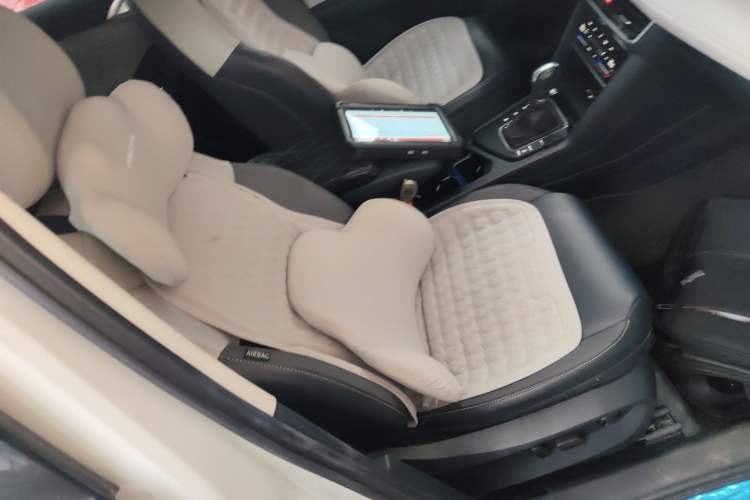 Used Volkswagen Tharu 2023 300TSI Two-Wheel-Drive Full Moon Edition
