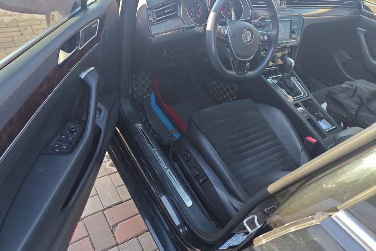 Used Volkswagen Magotan 2018 330TSI DSG Luxury Model
