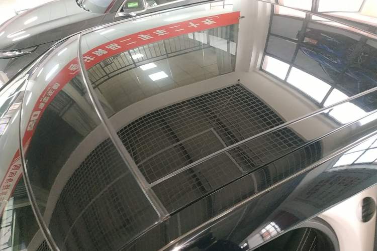 Used Land Rover Range Rover Velar 2018 P380 R-DYNAMIC S
