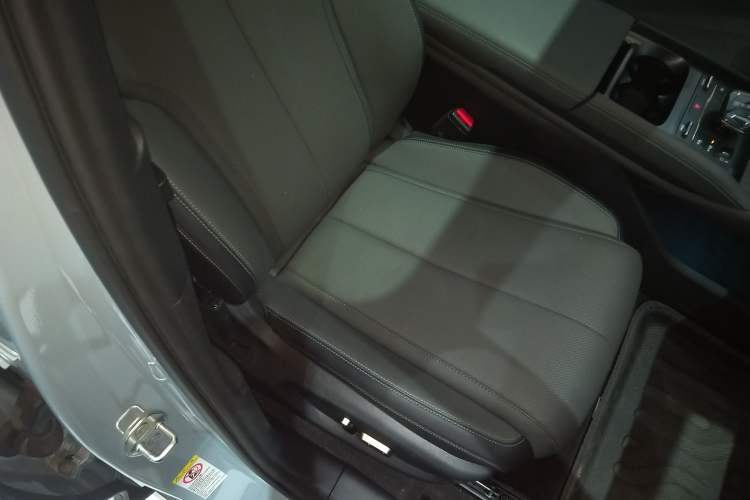 Used BYD Qin L 2025 DM-i Smart Drive 120KM Superior Model