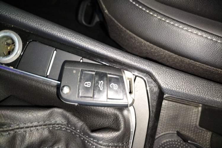 Used Volkswagen Sagitar 2020 280TSI DSG Comfort Version China VI Standard
