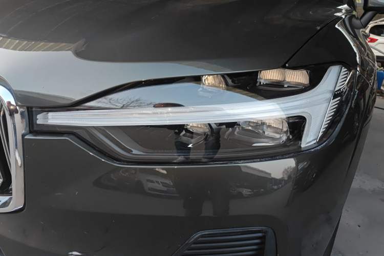 Used Volvo XC60 2022 B5 4x4 Zhiyi Luxury Edition