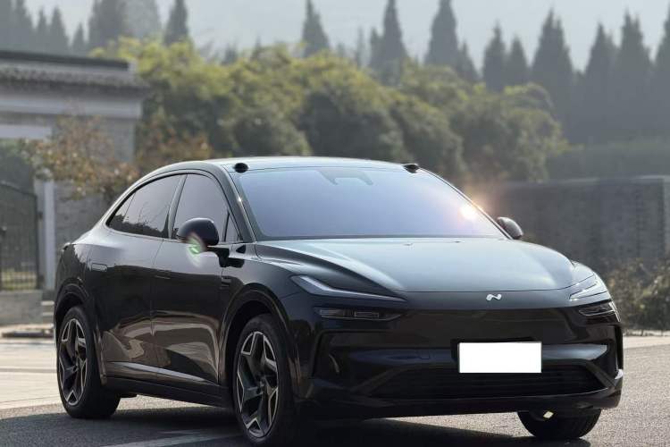 Used ONVO L60 2024 60 kWh All-Wheel Drive
