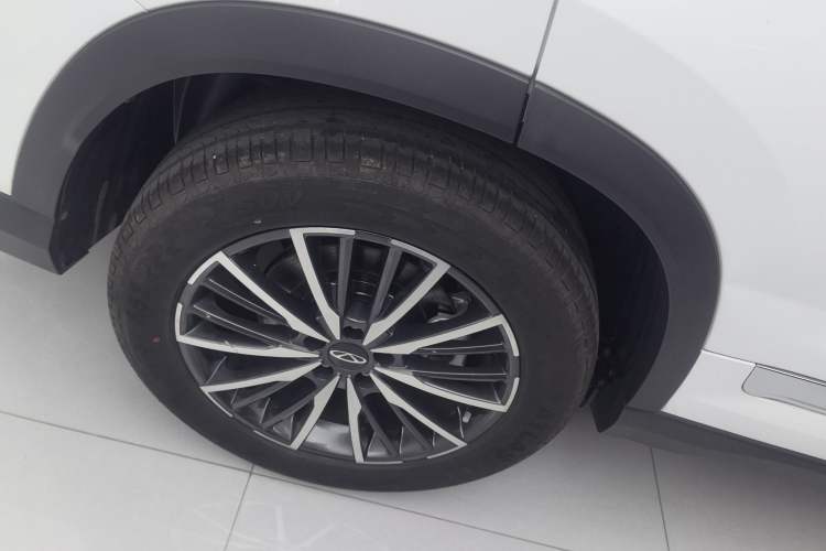 Used Chery Tiggo 8 PLUS 2024 Champion Edition 290TGDI DCT Hao Yue Version 5 Seats