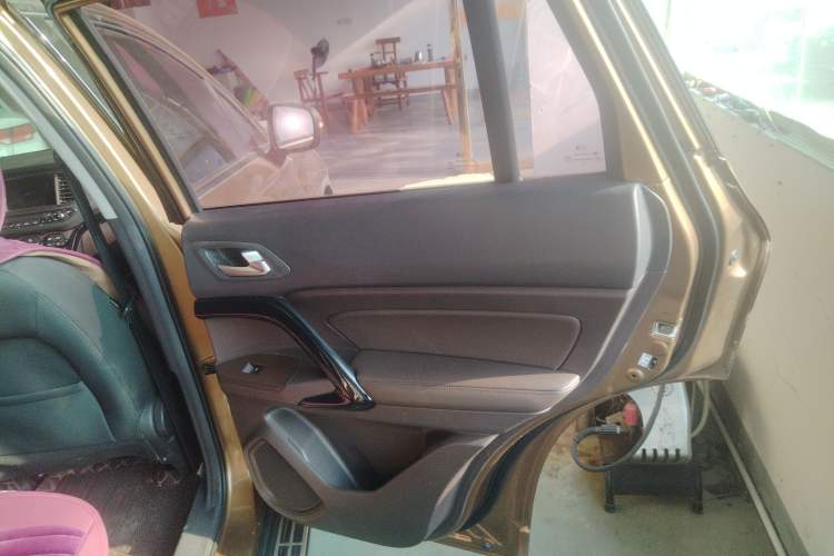 Used GAC Trumpchi GS4 2015 200T G-DCT Elite Edition
