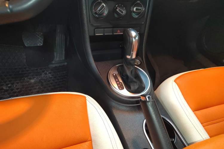 Used Volkswagen Beetle 2014 1.4TSI Fashion Edition
