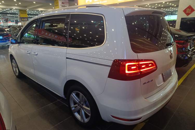 Used Volkswagen Sharan 2016 380TSI Comfort Edition 7-Seater
