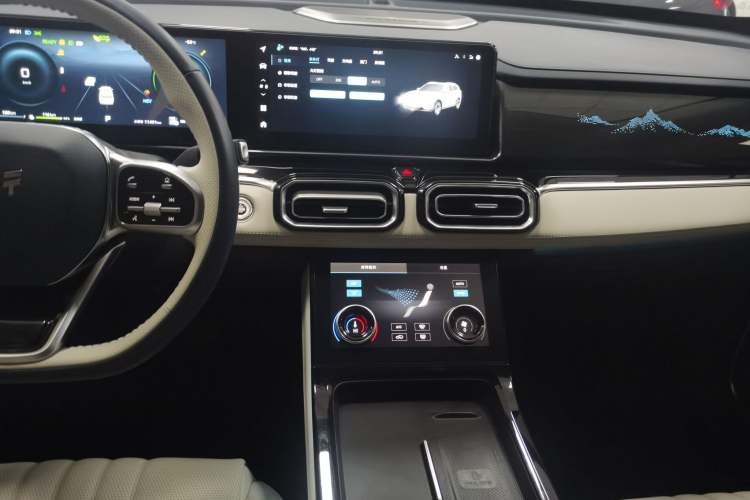 Used JETOUR Shanhai Shanhai L7 2024 1.5T 120 km MAX 7-Seater
