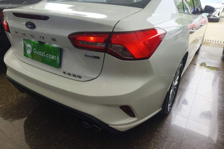 Used Ford Focus 2020 Sedan EcoBoost 180 Automatic Trend Edition
